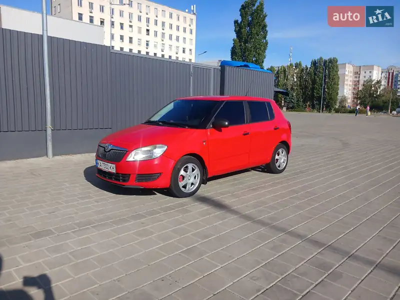 2011 skoda fabia
