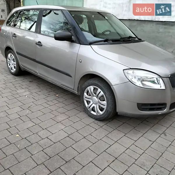 2010 skoda fabia
