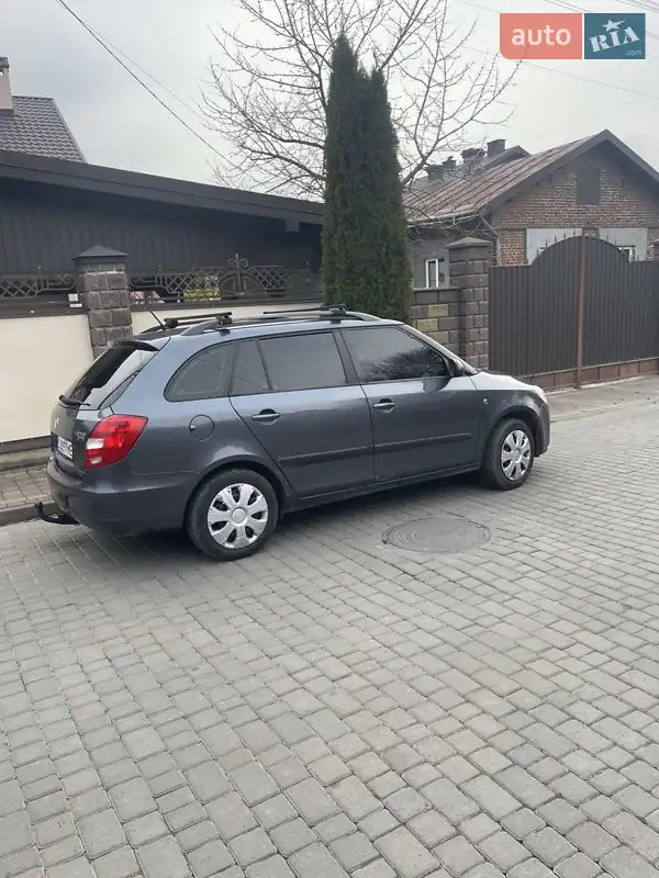 2009 skoda fabia