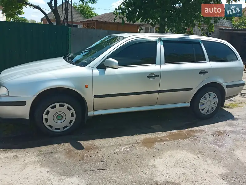 2000 skoda octavia