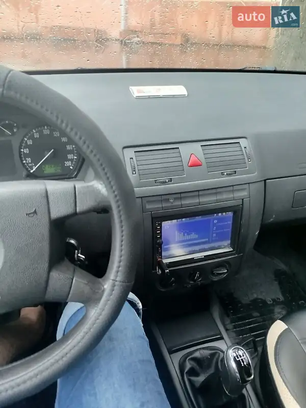 2003 skoda fabia