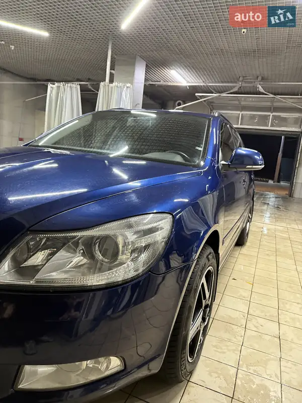2010 skoda octavia