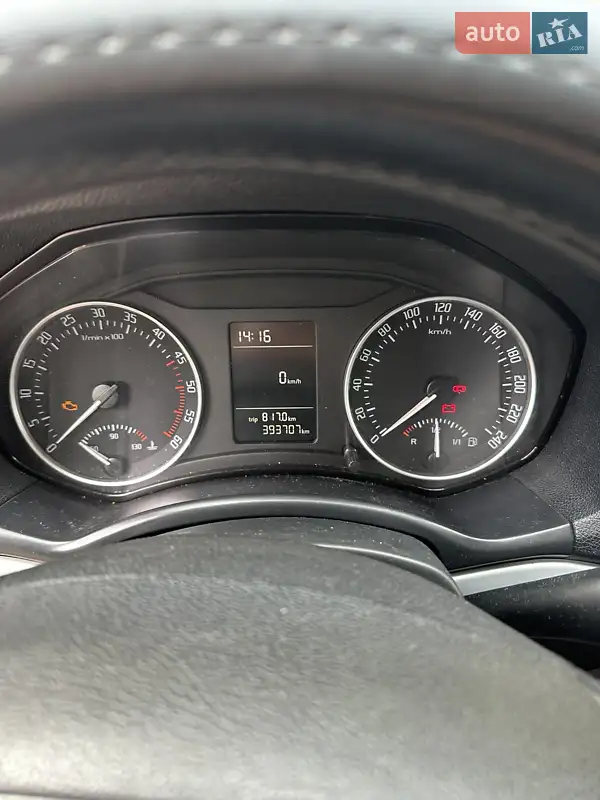 2010 skoda octavia