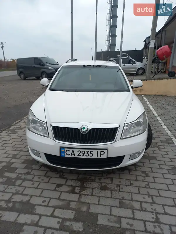 2010 skoda octavia