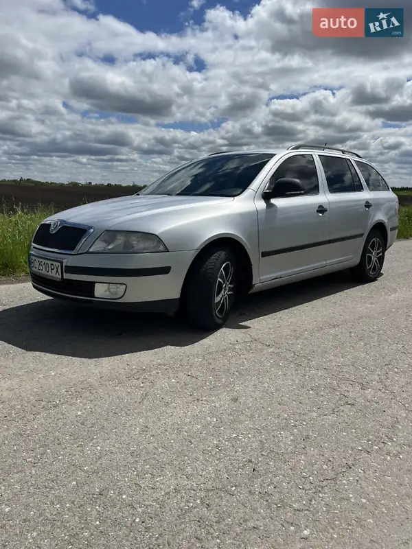 2010 skoda octavia