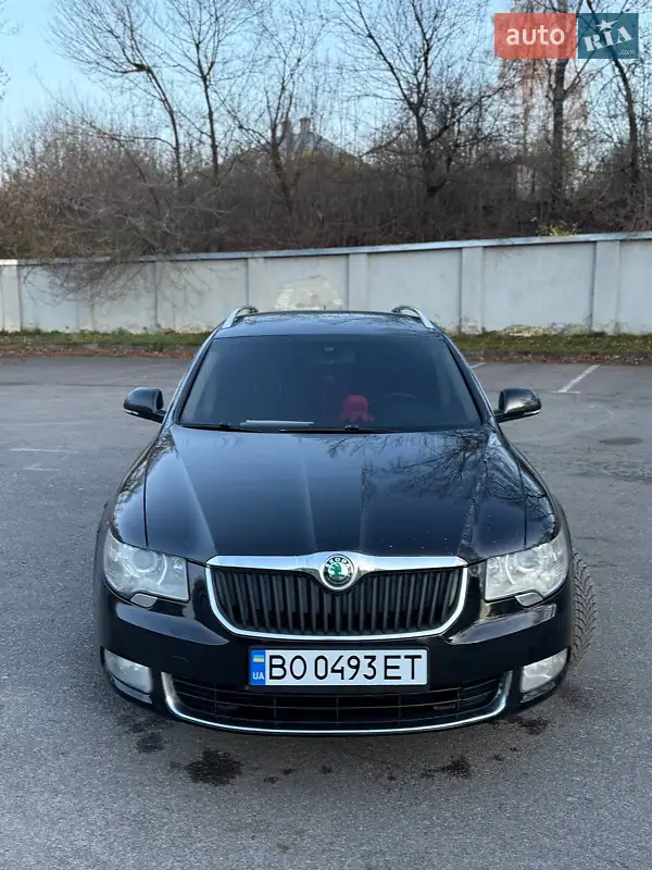 2010 skoda superb