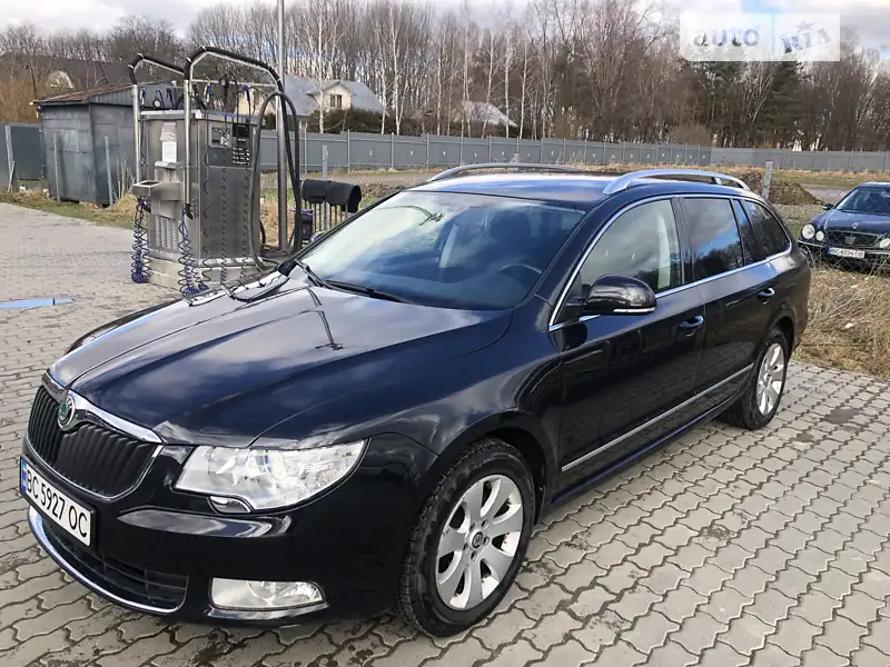 2011 skoda superb