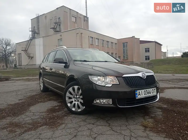 2010 skoda superb