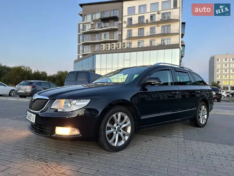 2012 skoda superb
