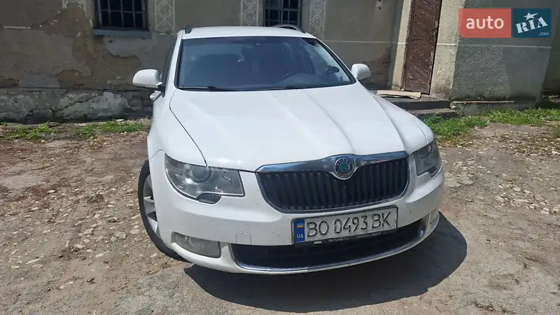 2012 skoda superb