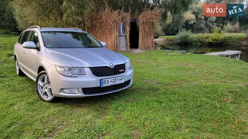 2010 skoda superb