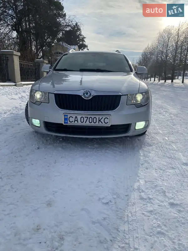 2012 skoda superb