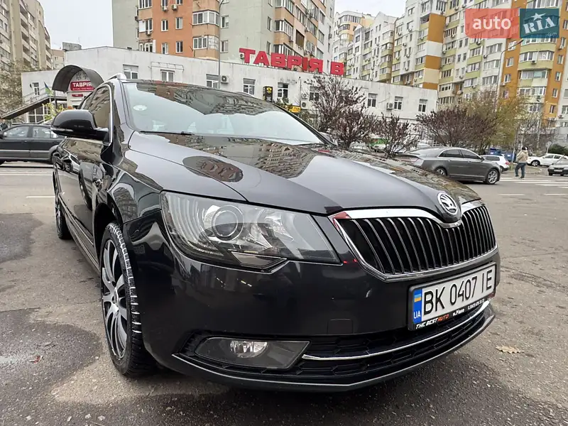 2014 skoda superb