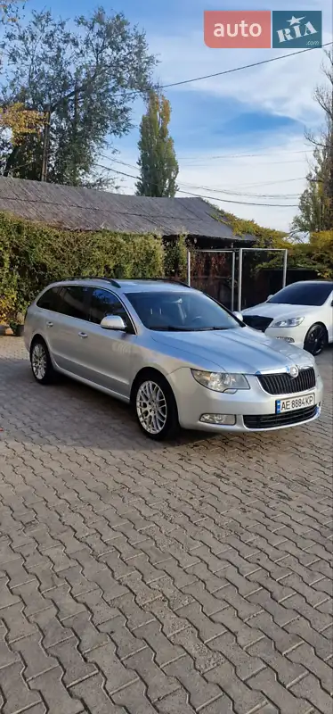 2013 skoda superb