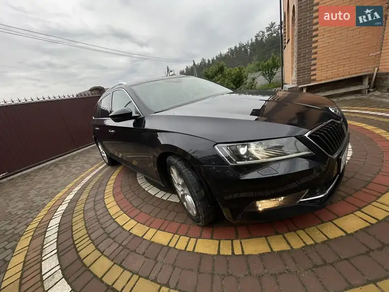 2019 skoda superb