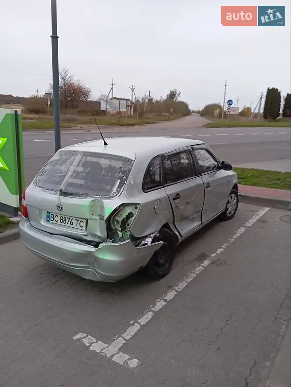 2010 skoda fabia