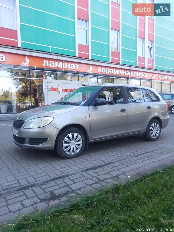 2012 skoda fabia