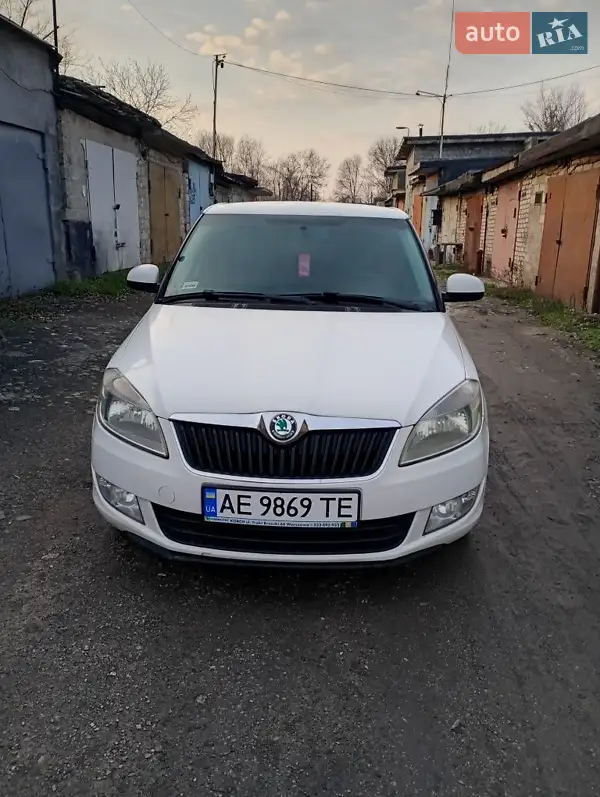 2012 skoda fabia