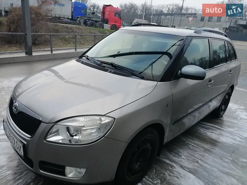 2008 skoda fabia
