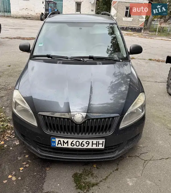 2010 skoda fabia