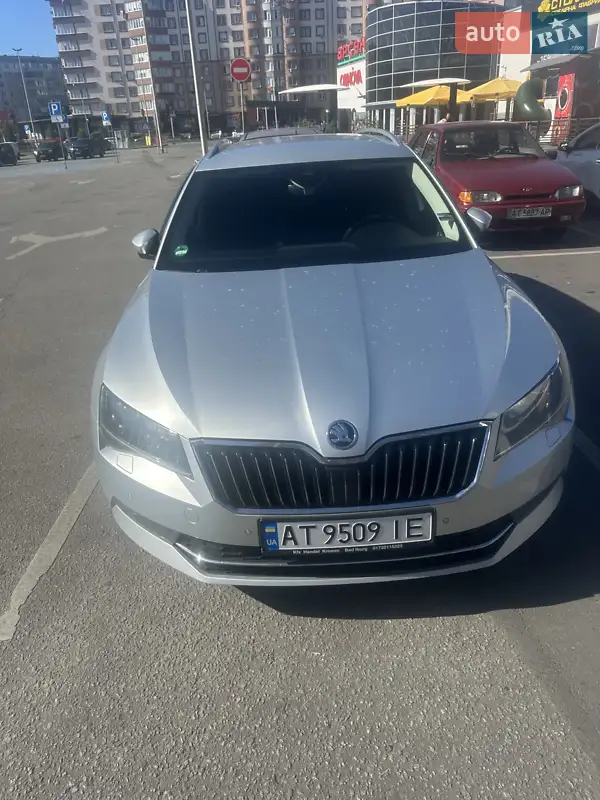 2017 skoda superb