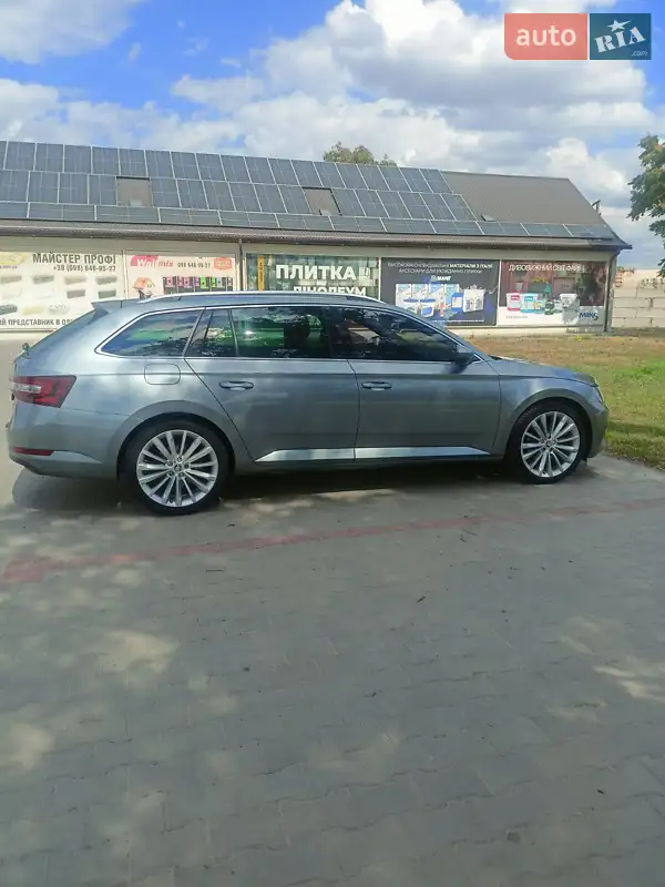 2017 skoda superb