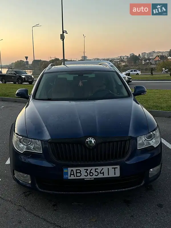 2011 skoda superb
