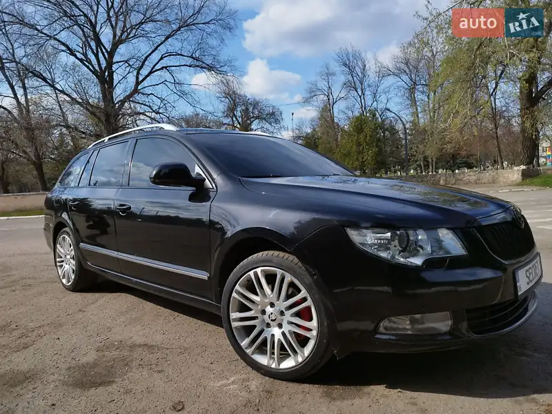 2011 skoda superb
