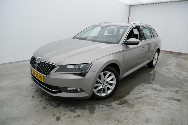 2016 skoda superb
