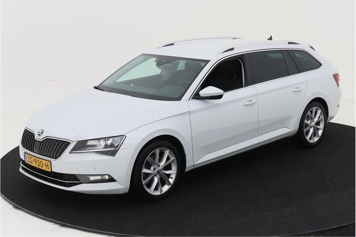 2019 skoda superb