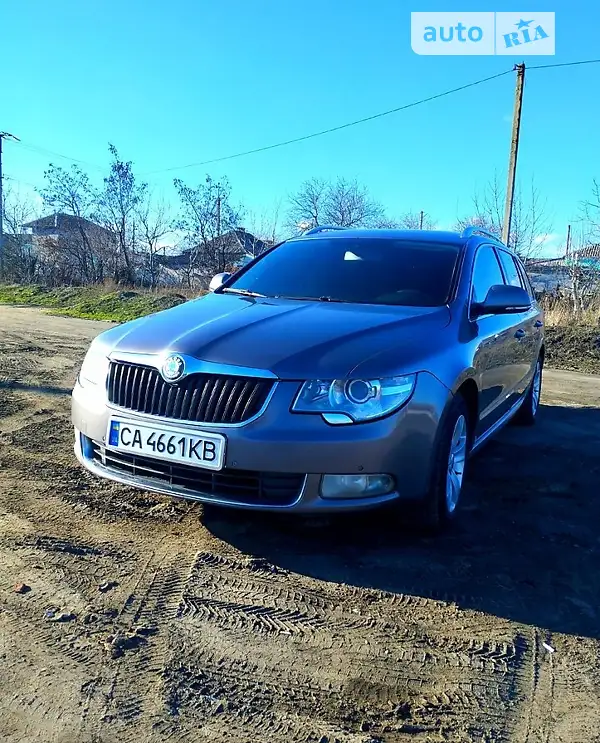 2012 skoda superb