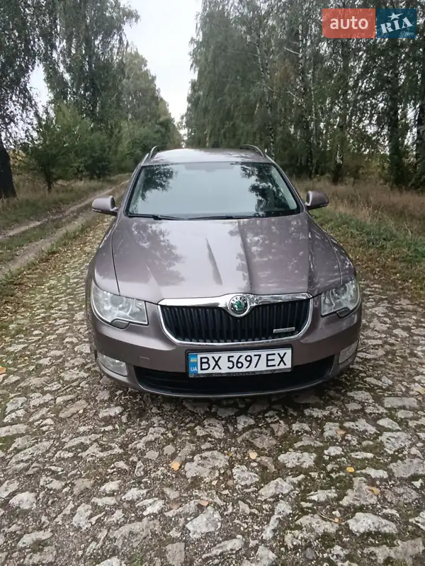 2012 skoda superb