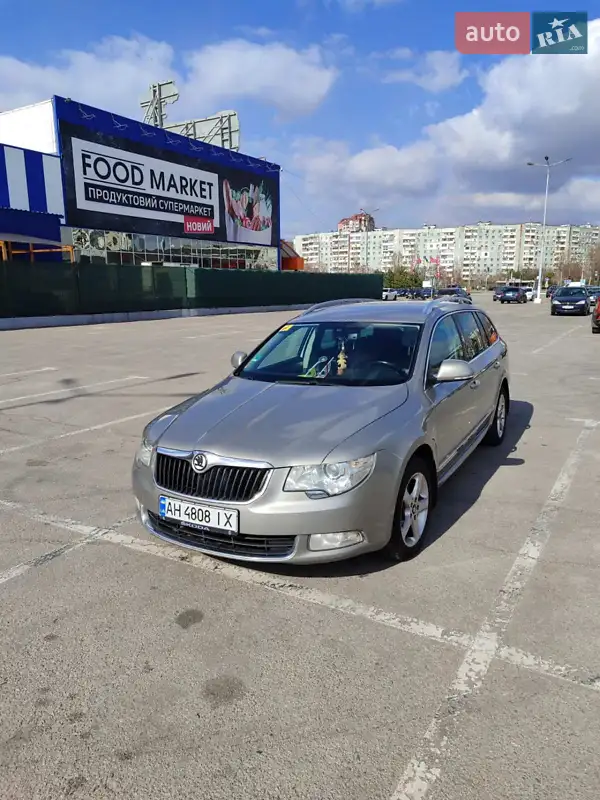 2012 skoda superb