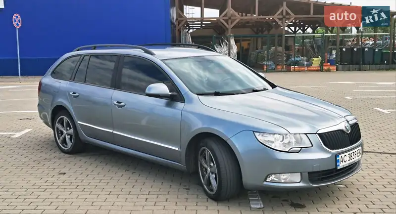2012 skoda superb