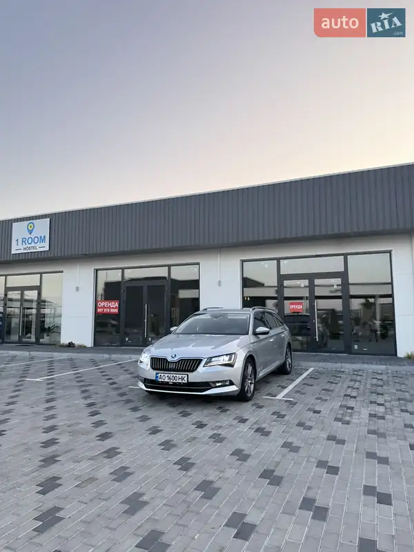 2017 skoda superb