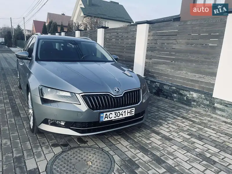 2017 skoda superb