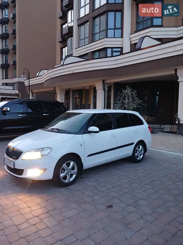 2012 skoda fabia