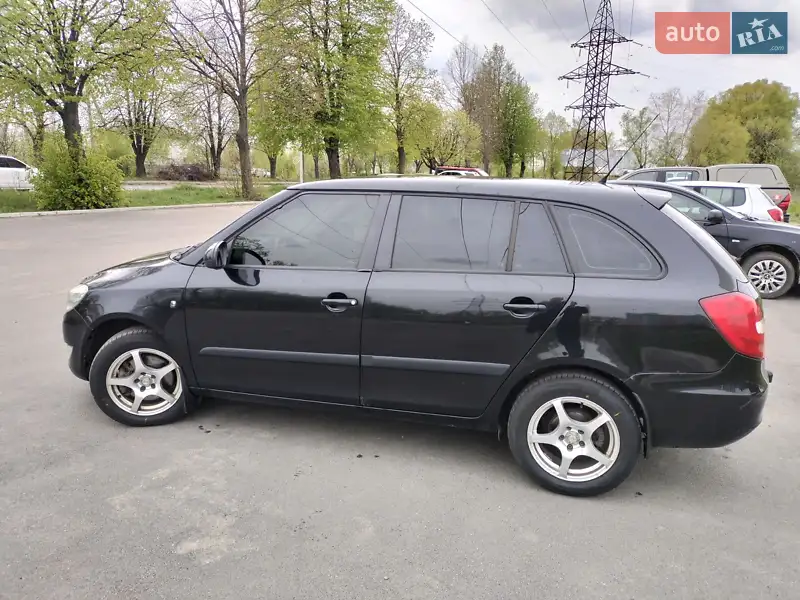 2010 skoda fabia