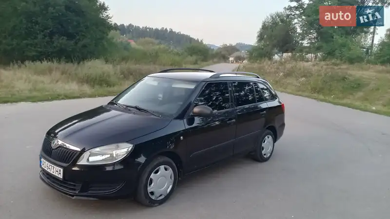 2010 skoda fabia