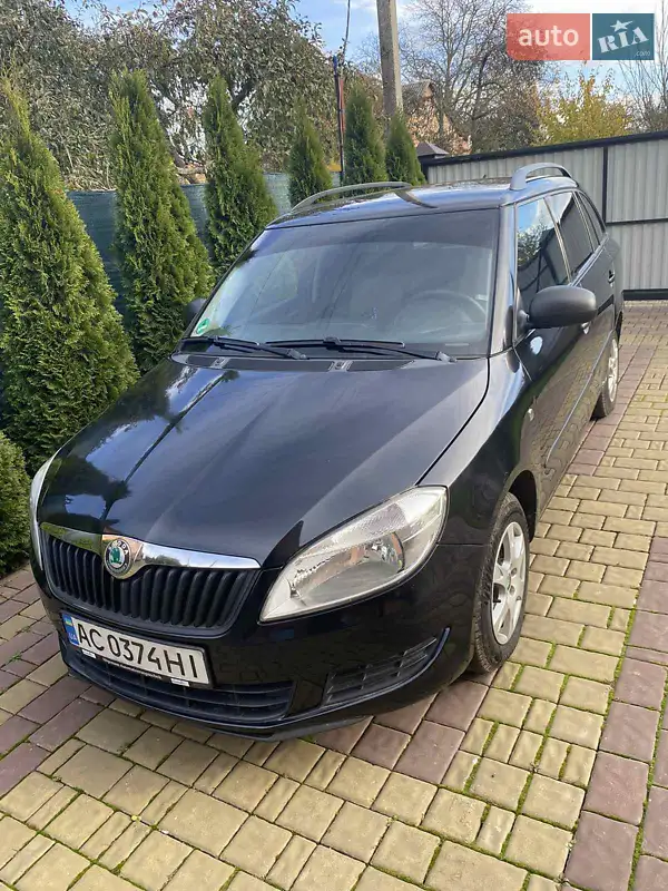 2011 skoda fabia