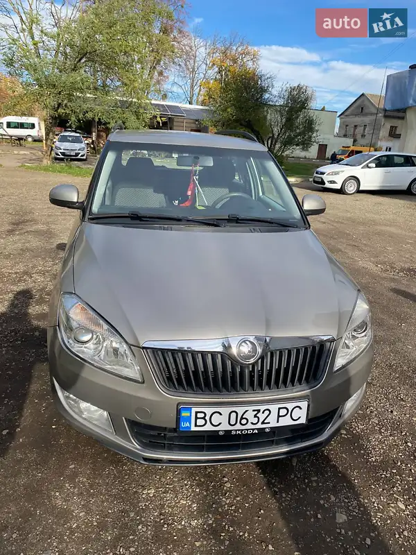 2011 skoda fabia