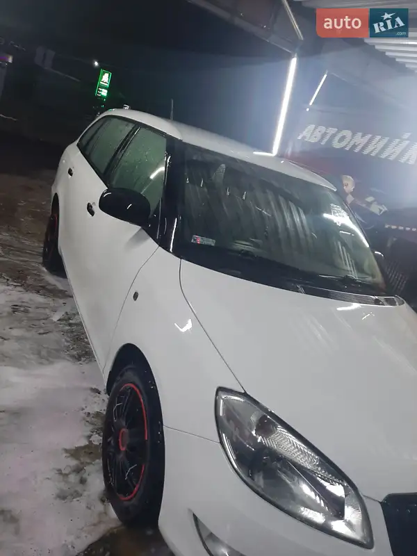 2013 skoda fabia