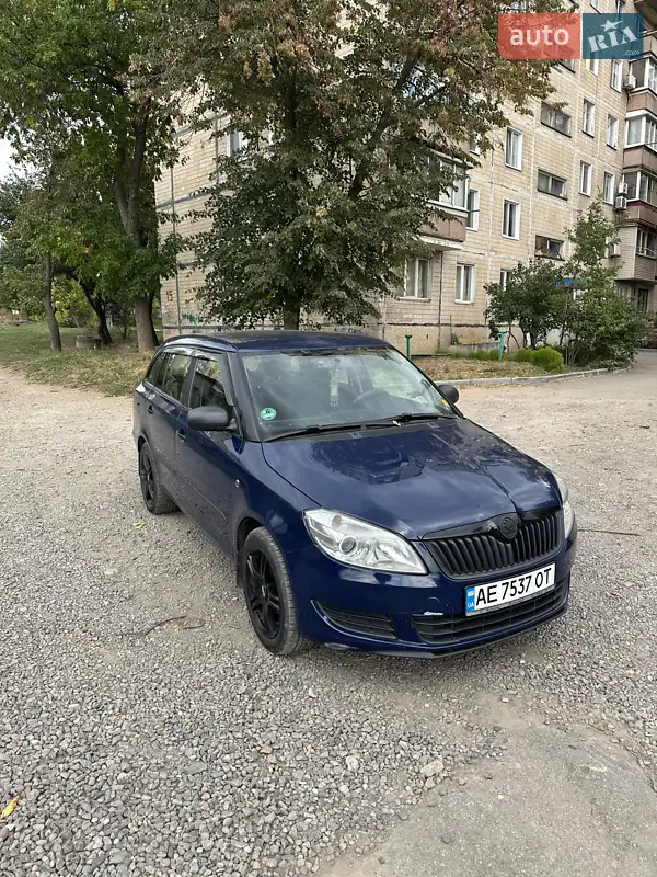 2011 skoda fabia