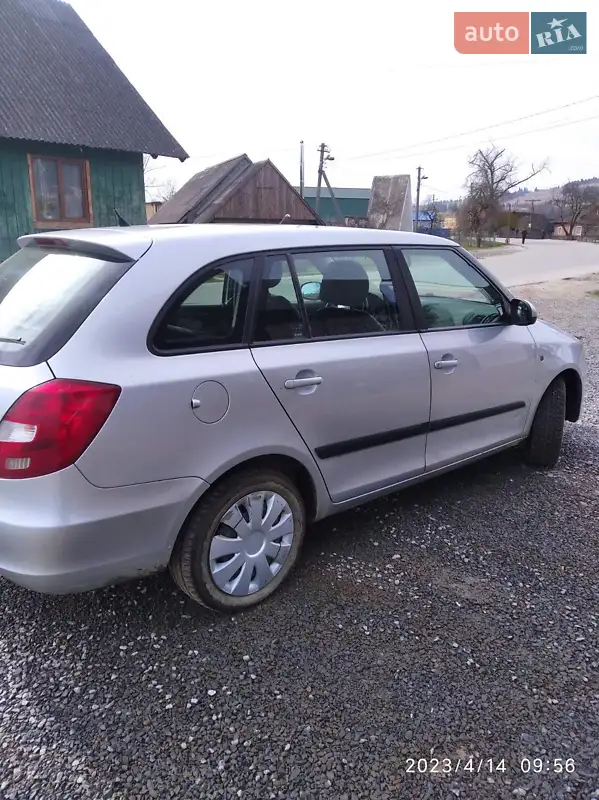 2010 skoda fabia