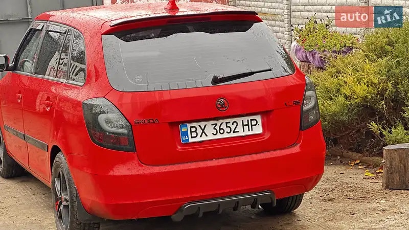 2011 skoda fabia