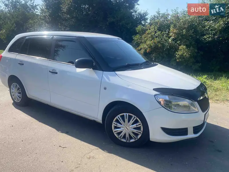 2012 skoda fabia