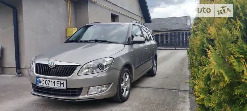 2012 skoda fabia
