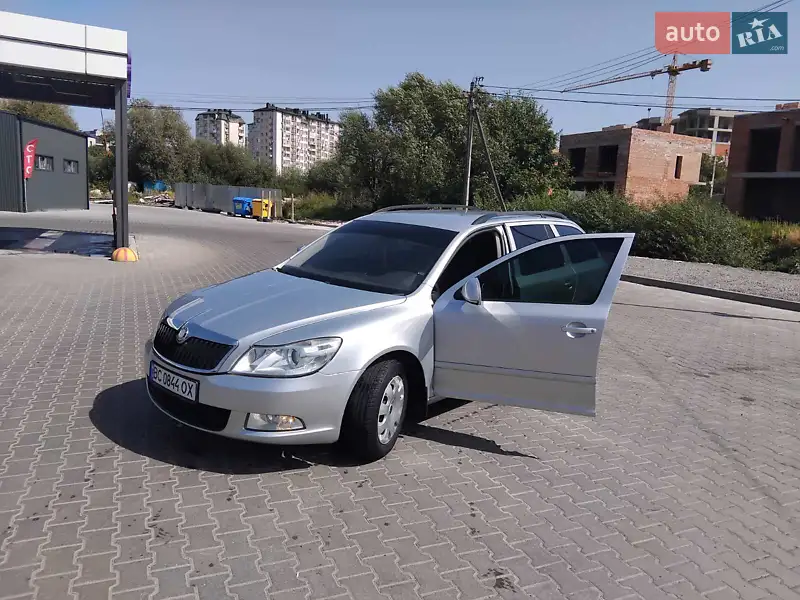 2011 skoda octavia