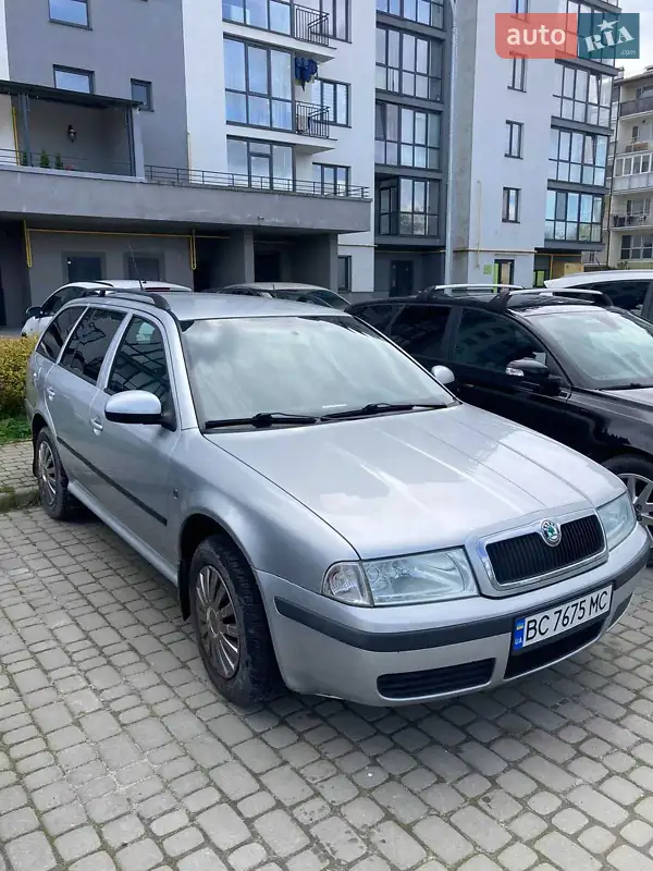 2010 skoda octavia