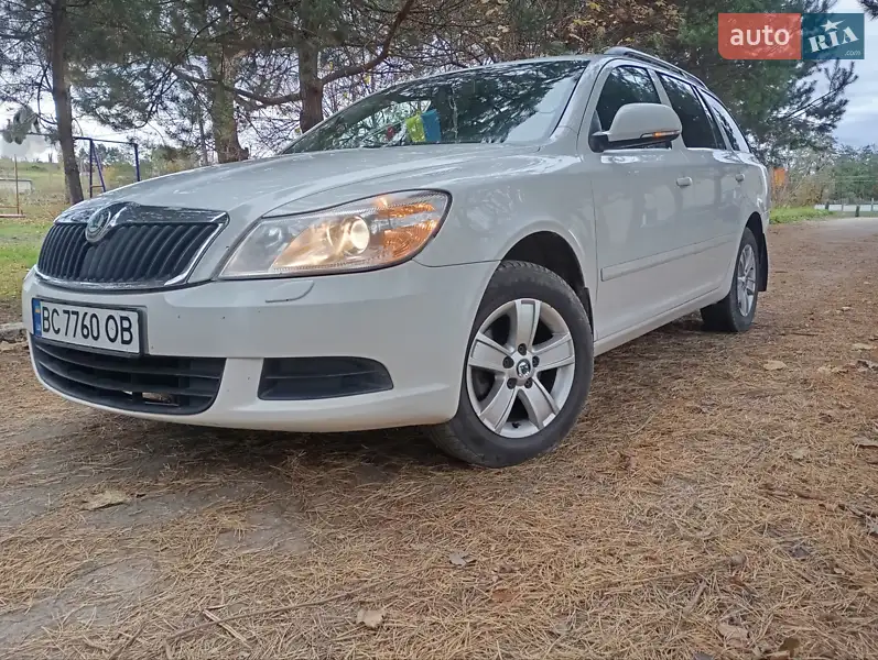 2010 skoda octavia